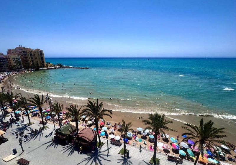 Torrevieja Wybrzeże i promenada Hiszpania